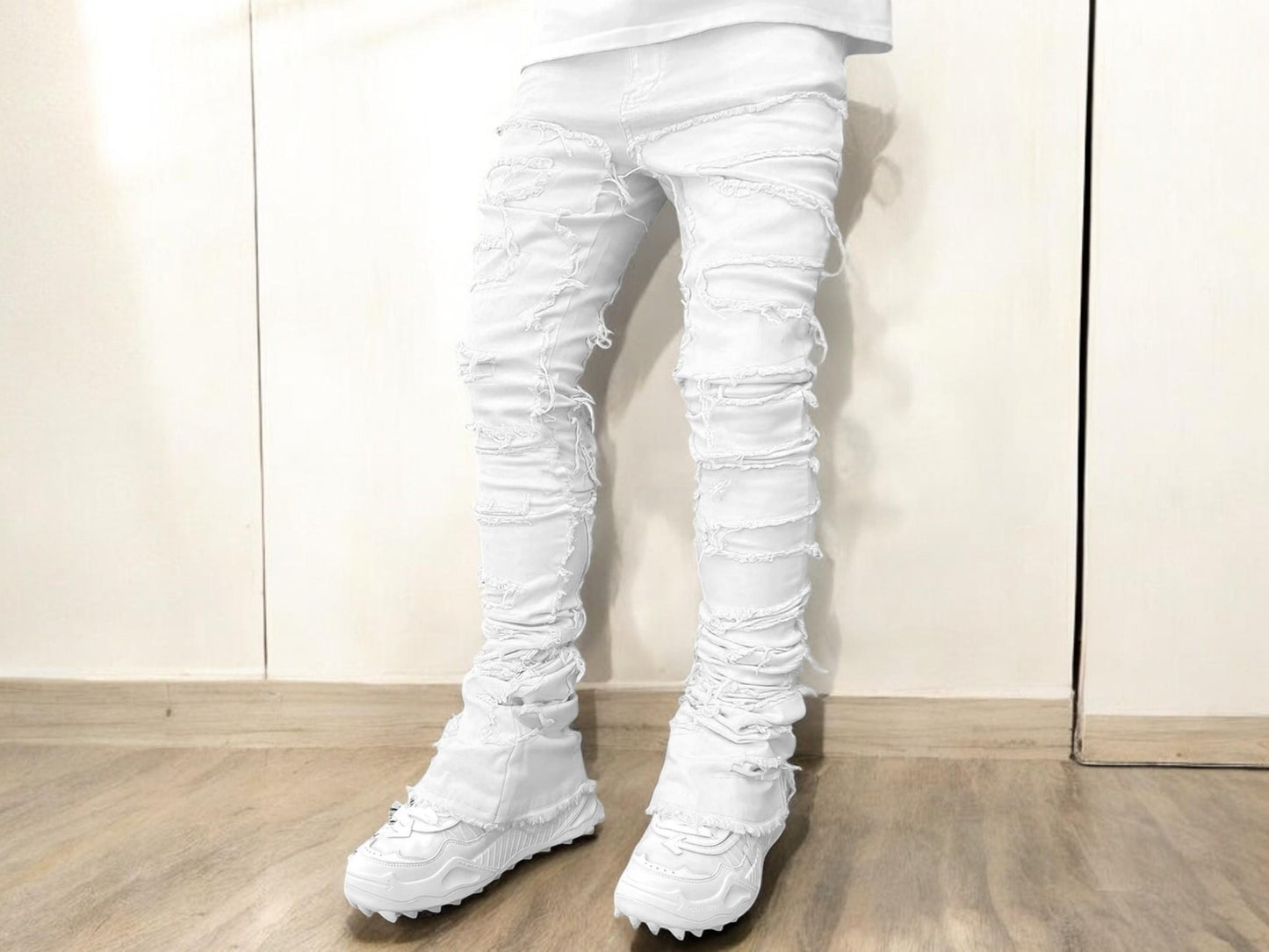 Men'S Denim Jeans | Stylish Ripped Design | Fashionable Streetwear Outfit