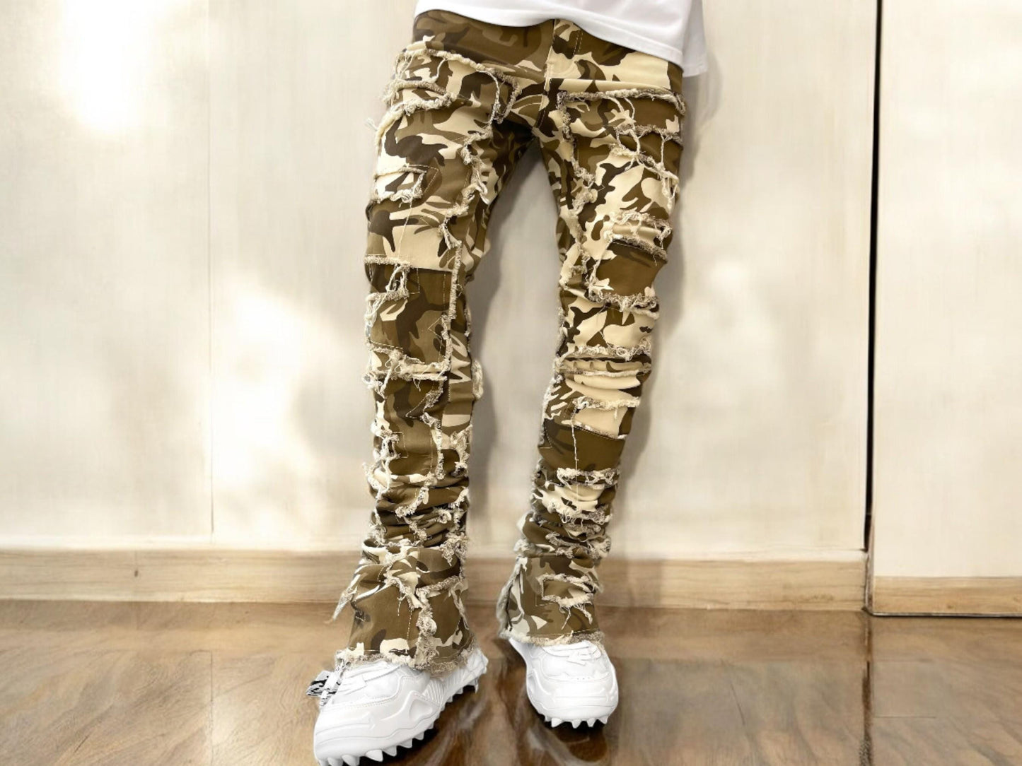 Men'S Denim Jeans | Stylish Ripped Design | Fashionable Streetwear Outfit